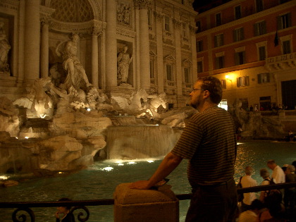 05FontanaDiTreviNight.JPG