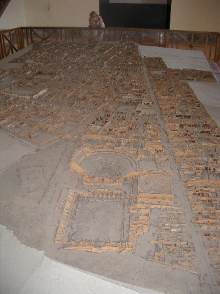 68PompeiModel.JPG