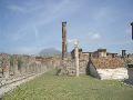 79PompeiVesuvio.JPG